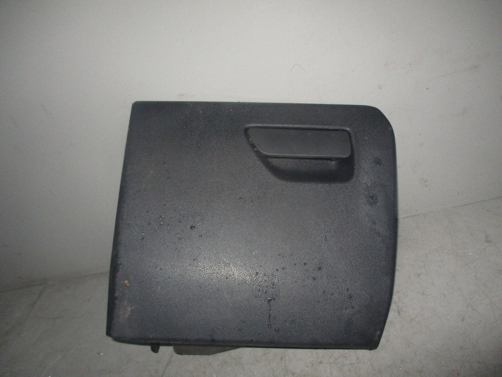 FORD ECOSPORT 2018 5 DOORS GLOVE BOX STORAGE COMPARTMENT
