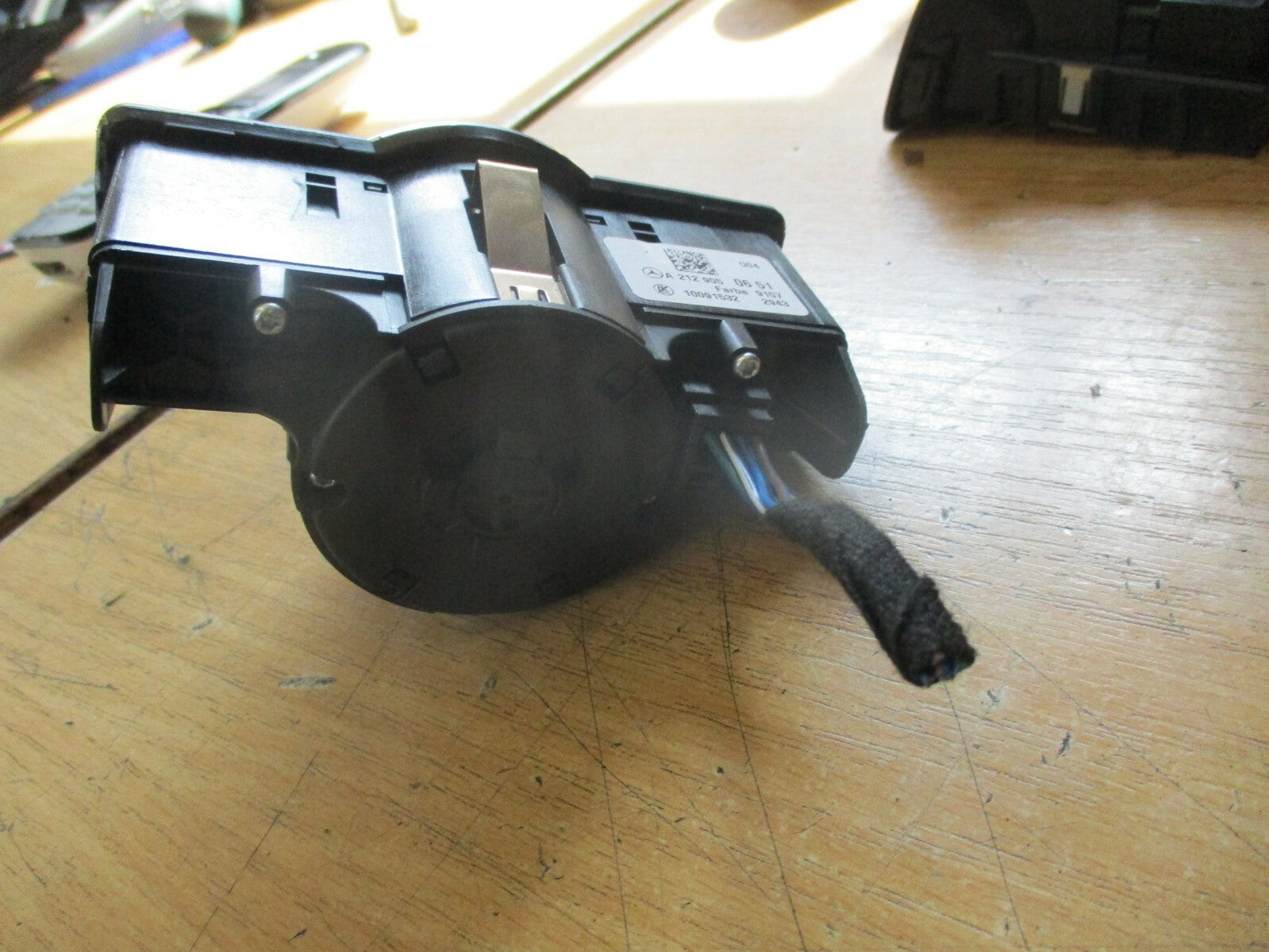 MERCEDES A CLASS W176 AUTO HEADLIGHT CONTROL SWITCH A2129050651