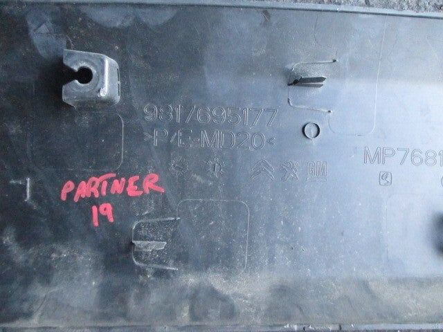 2019 PEUGEOT PARTNER MK3 OSR DRIVING SIDE REAR QUARTER TRIM PANEL 9817695177