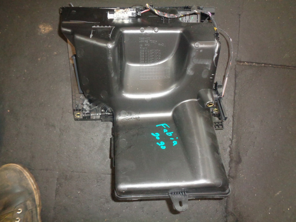 SKODA FABIA 2020 MK3 GLOVE BOX STORAGE COMPARTMENT 6V2857097M