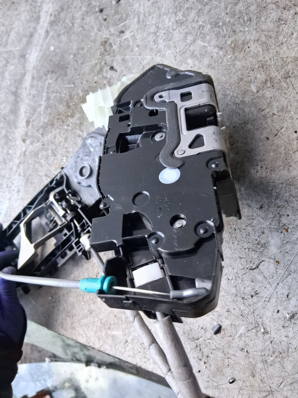 2020 MERCEDES A CLASS W177 OSF DRIVER FRONT DOOR LOCK MECHANISM A0997201802