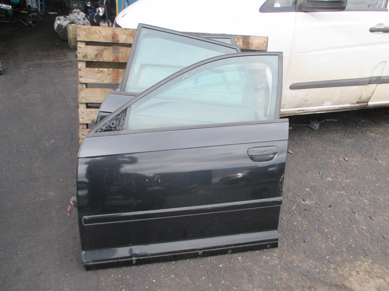 AUDI A3 8P 2005 NSF PASSENGER SIDE FRONT COMPLETE DOOR BLACK