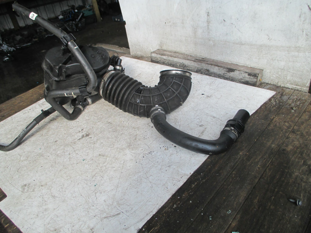 BMW 1 SERIES 2018 F21 AIR DUCT INTAKE PIPE 8513961