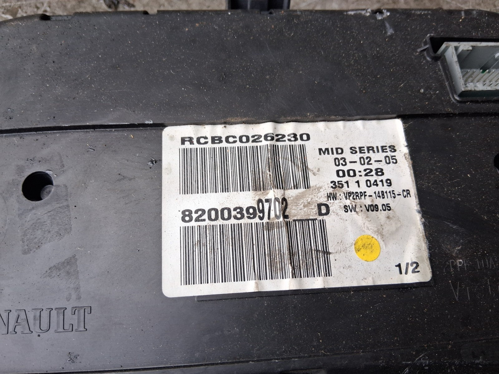 2009 RENAULT MEGANE MK2 SPEEDO SPEEDOMETER INSTRUMENT CLUSTER 8200399702