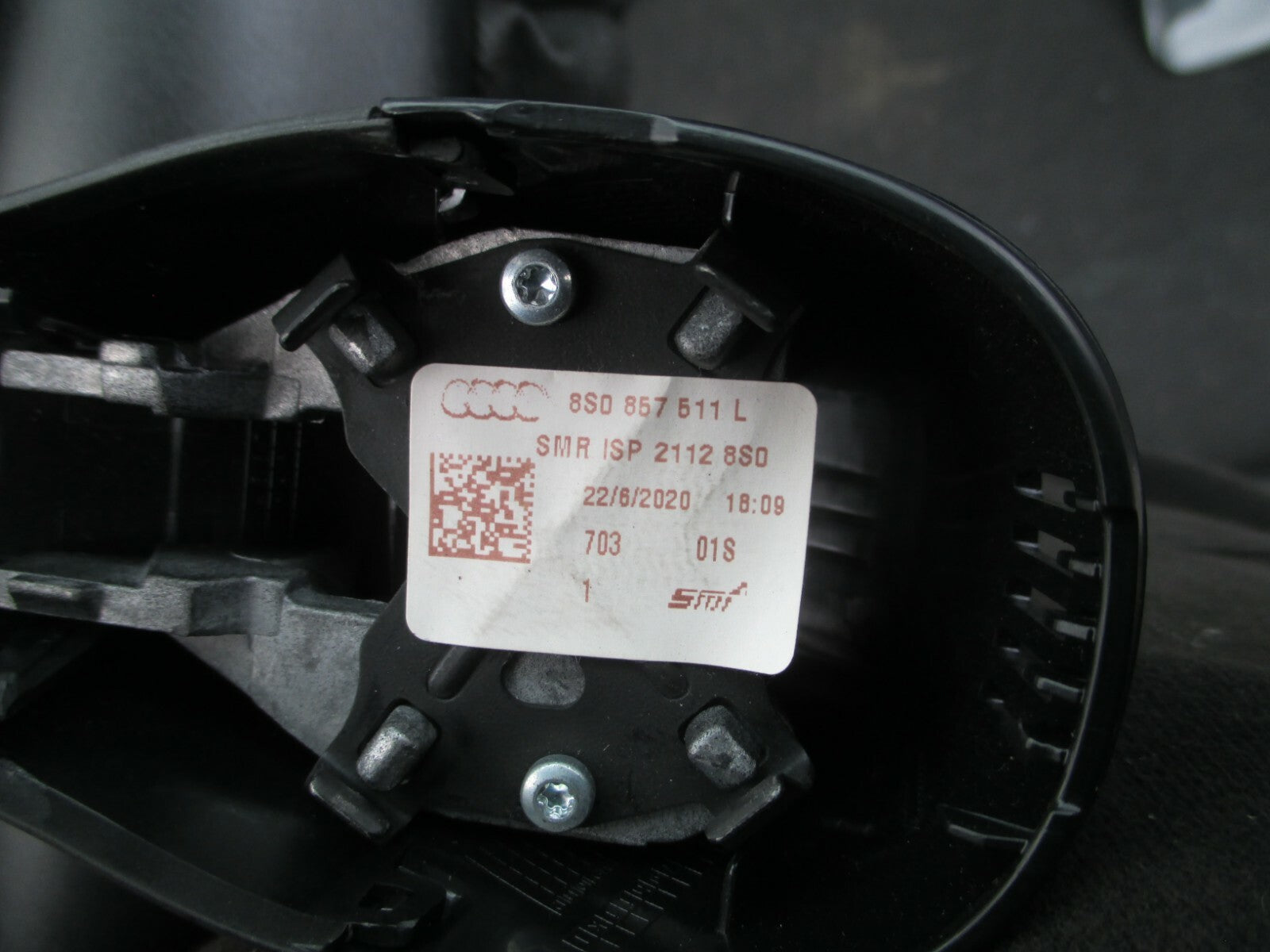 AUDI Q2 MK1 2020 INTERIOR REAR VIEW MIRROR & PLASTIC TRIM SURROUND 8S0857511L