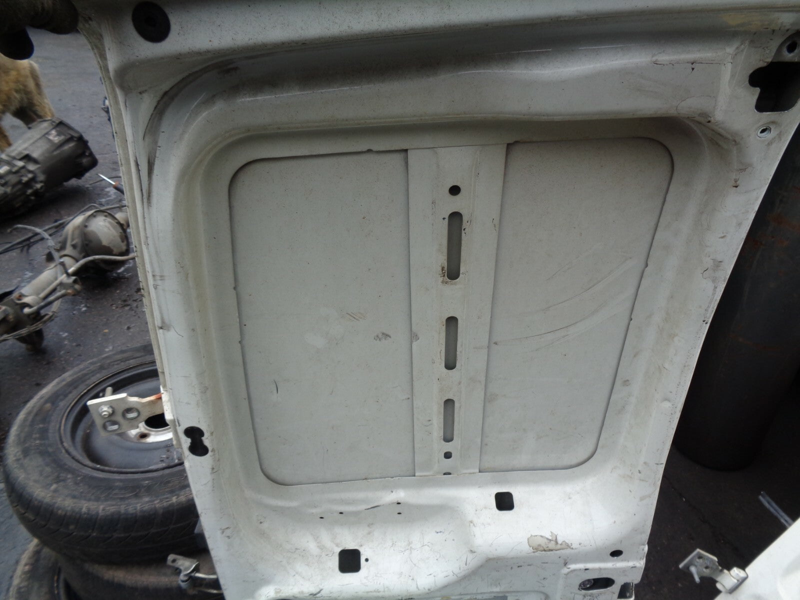 FORD TRANSIT CONNECT VAN MK1 2005 OSR DRIVER SIDE REAR BACK LOADING DOOR WHITE