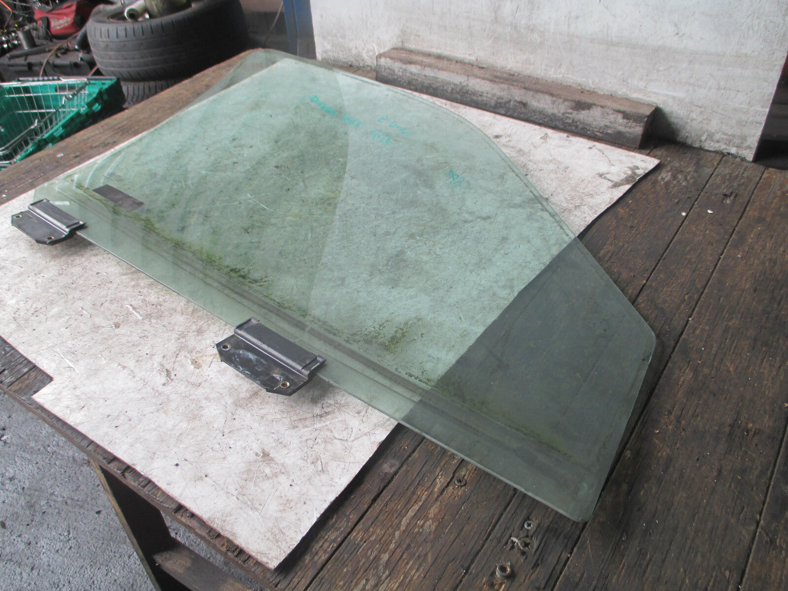 FORD GRANADA MK3 SCORPIO 1992 5 DOOR NS PASSENGER SIDE WINDOW GLASS