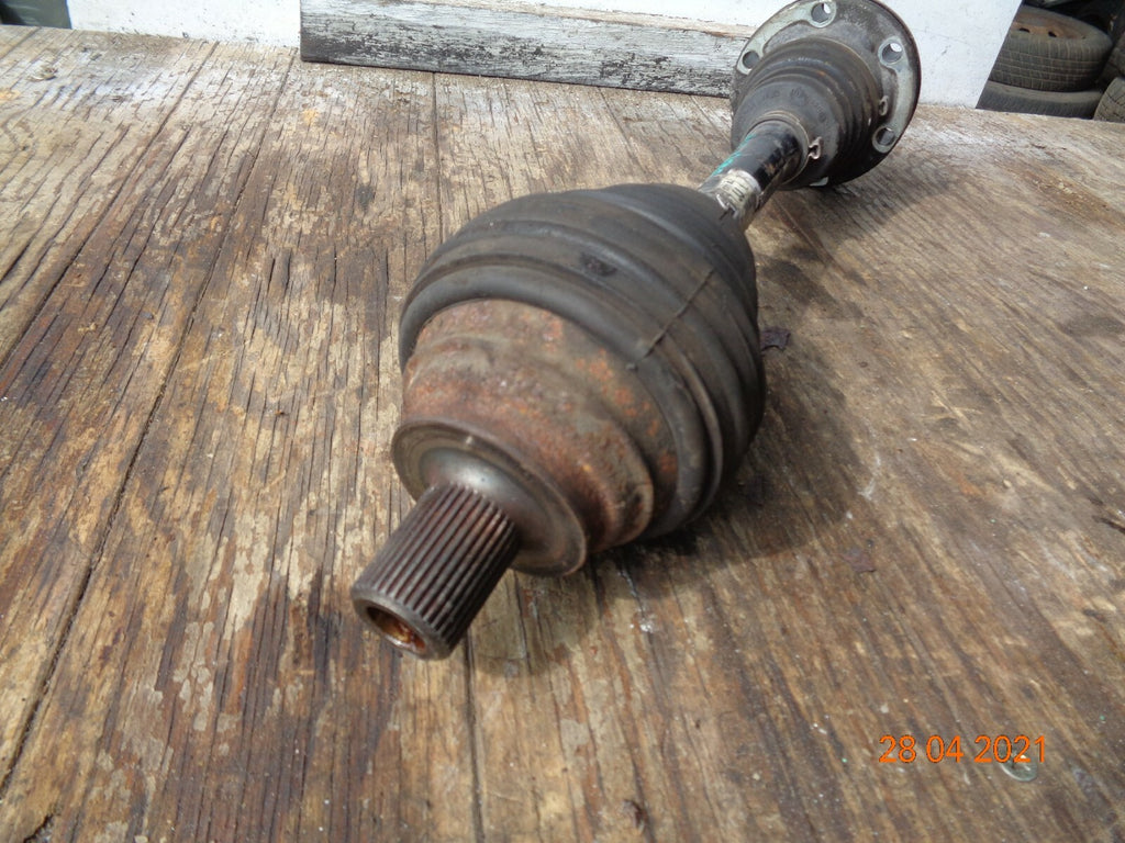 VW VOLKSWAGEN GOLF MK5 2006 NSF PASSENGER SIDE FRONT SMALL DRIVESHAFT SHAFT