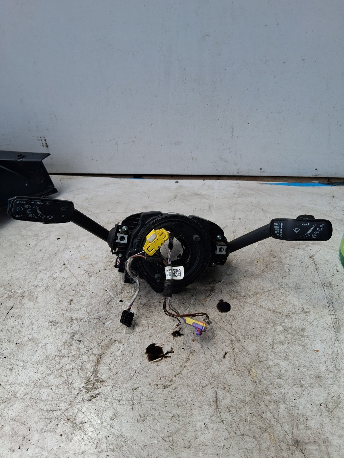 2019 SKODA FABIA WIPER INDICATOR STALK SWITCH SQUIB 2Q0959653