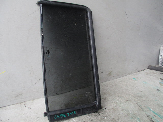 2013 NISSAN CUBE MK3  NSR PASSENGER SIDE REAR QUARTER GLASS