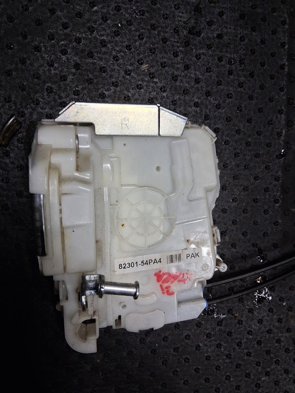 2022 SUZUKI VITARA MK4 OSR DRIVER SIDE REAR RIGHT DOOR LOCK MECHANISM 8230154PA4