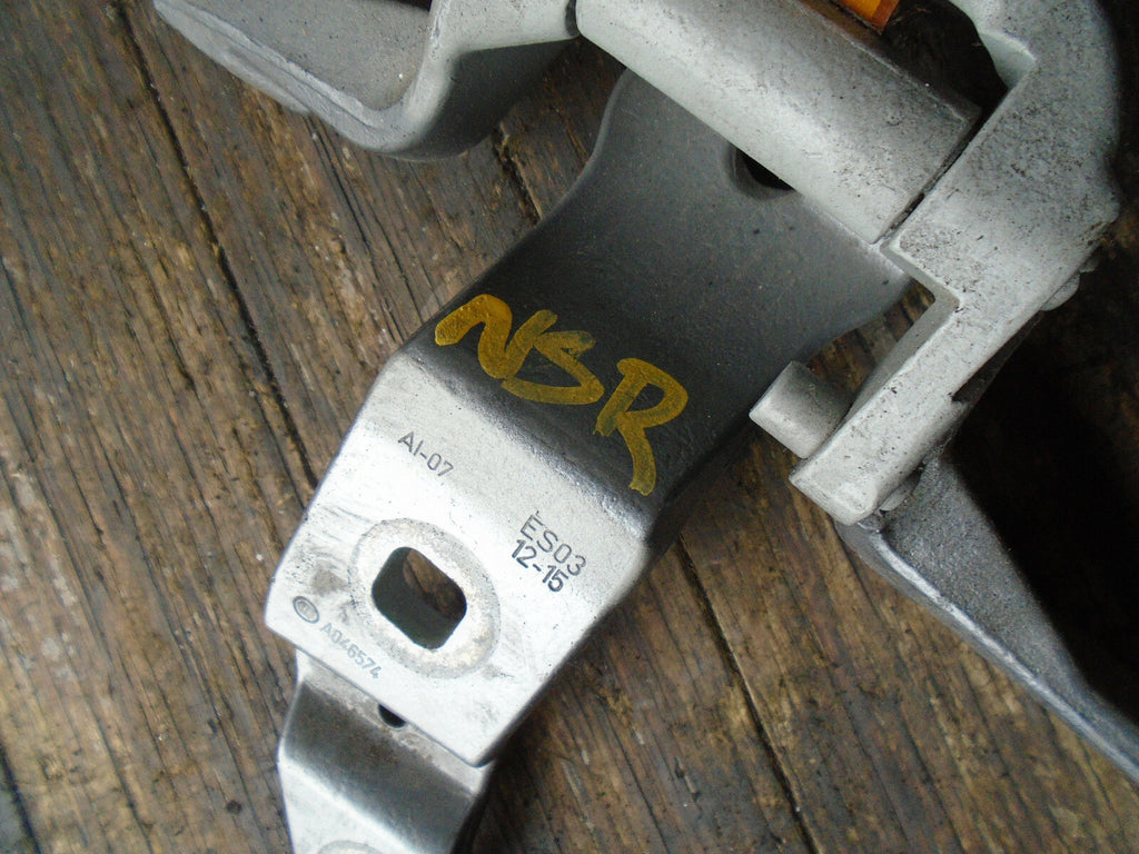 BMW 5 SERIES GT F07 2016 NSR PASSENGER SIDE REAR TAILGATE HINGE 7200533