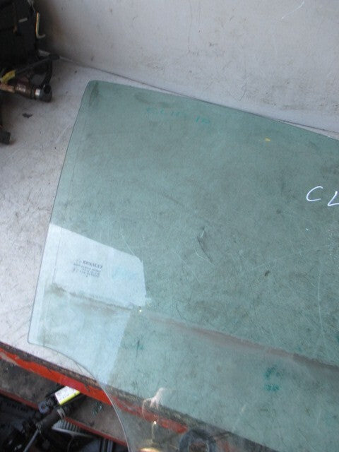2010 RENAULT CLIO MK3 OSF DRIVER SIDE FRONT WINDOW GLASS