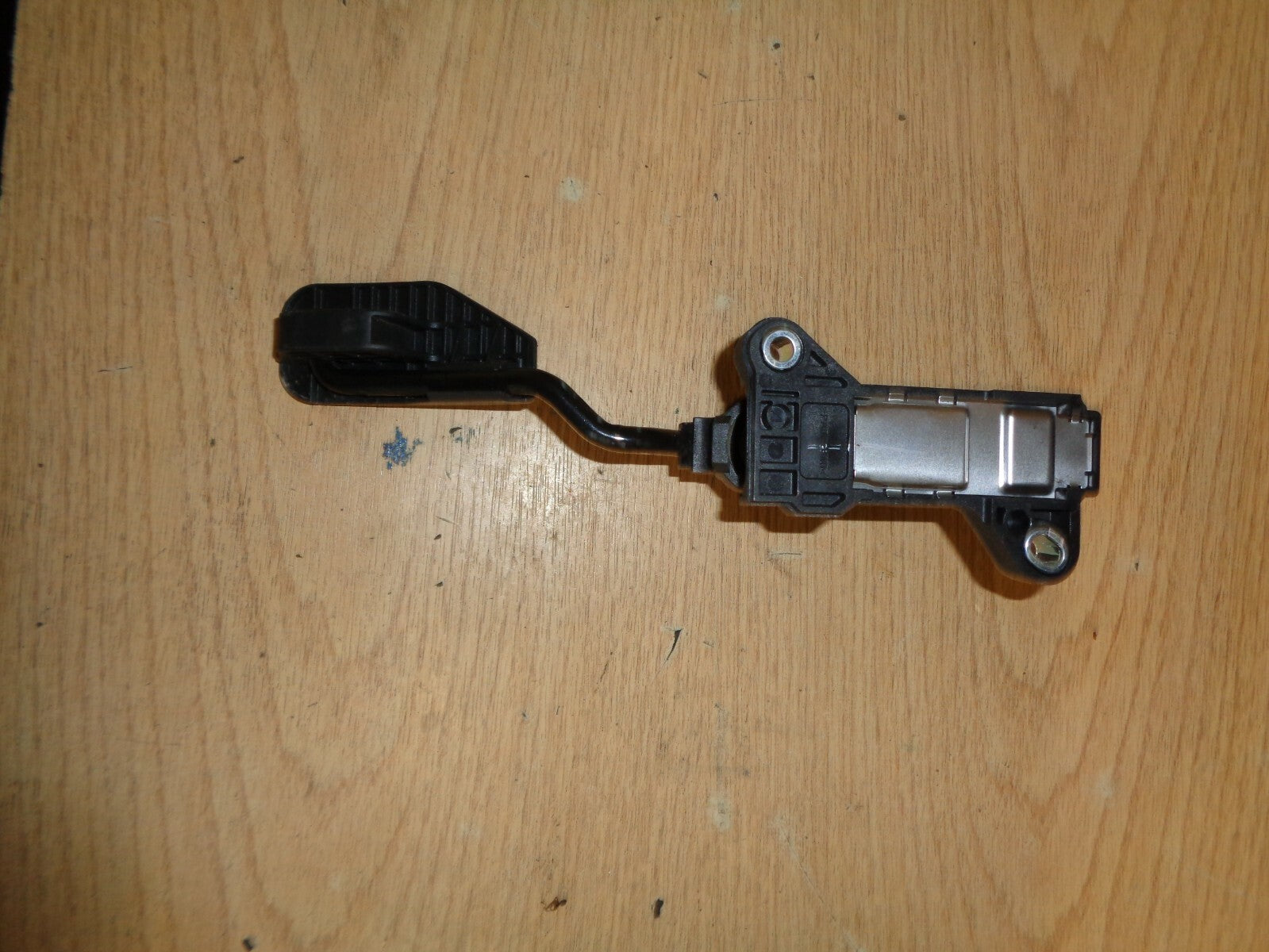 PEUGEOT 108 TOYOTA AYGO CITREON C1 MK2 2017 ELECTRIC ACCELERATOR THROTTLE PEDAL