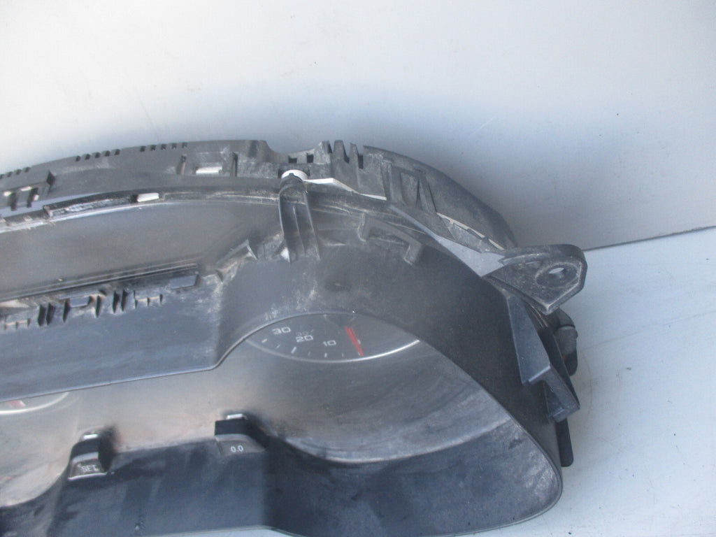 AUDI A4 B8 2013 2.0 DIESEL INSTRUMENT CLUSTER SPEEDOMETER 8K0920983G