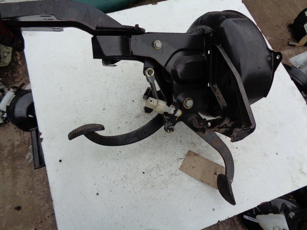 FIAT COUPE 2000 2.0 TURBO BRAKE CLUTCH PEDAL BOX SERVO DRUM ASSEMBLY
