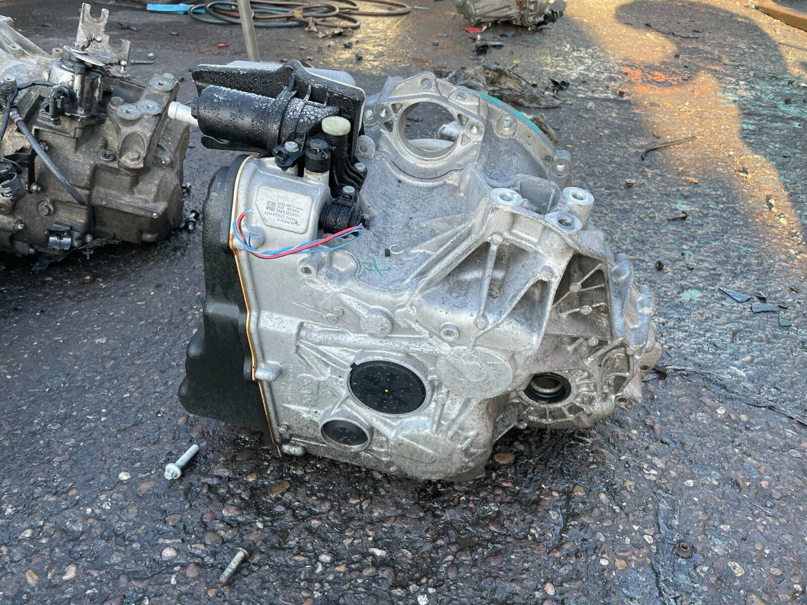 MERCEDES GLA 180 2019 MK1 1.6 PETROL AUTOMATIC GEARBOX AUTO A2463703103
