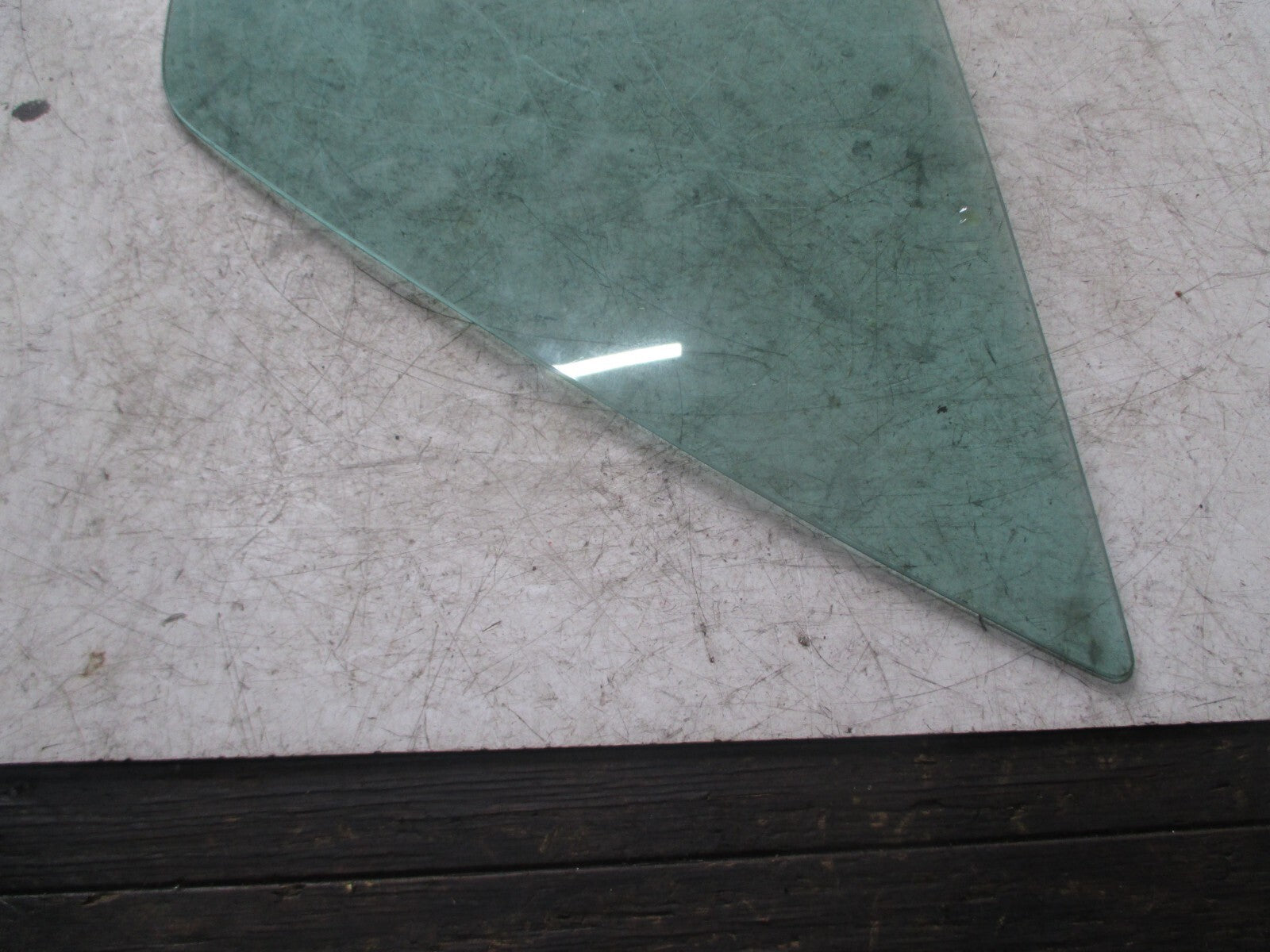 VAUXHALL VIVARO 2012 OS DRIVER SIDE FRONT QUARTER DOOR WINDOW GLASS