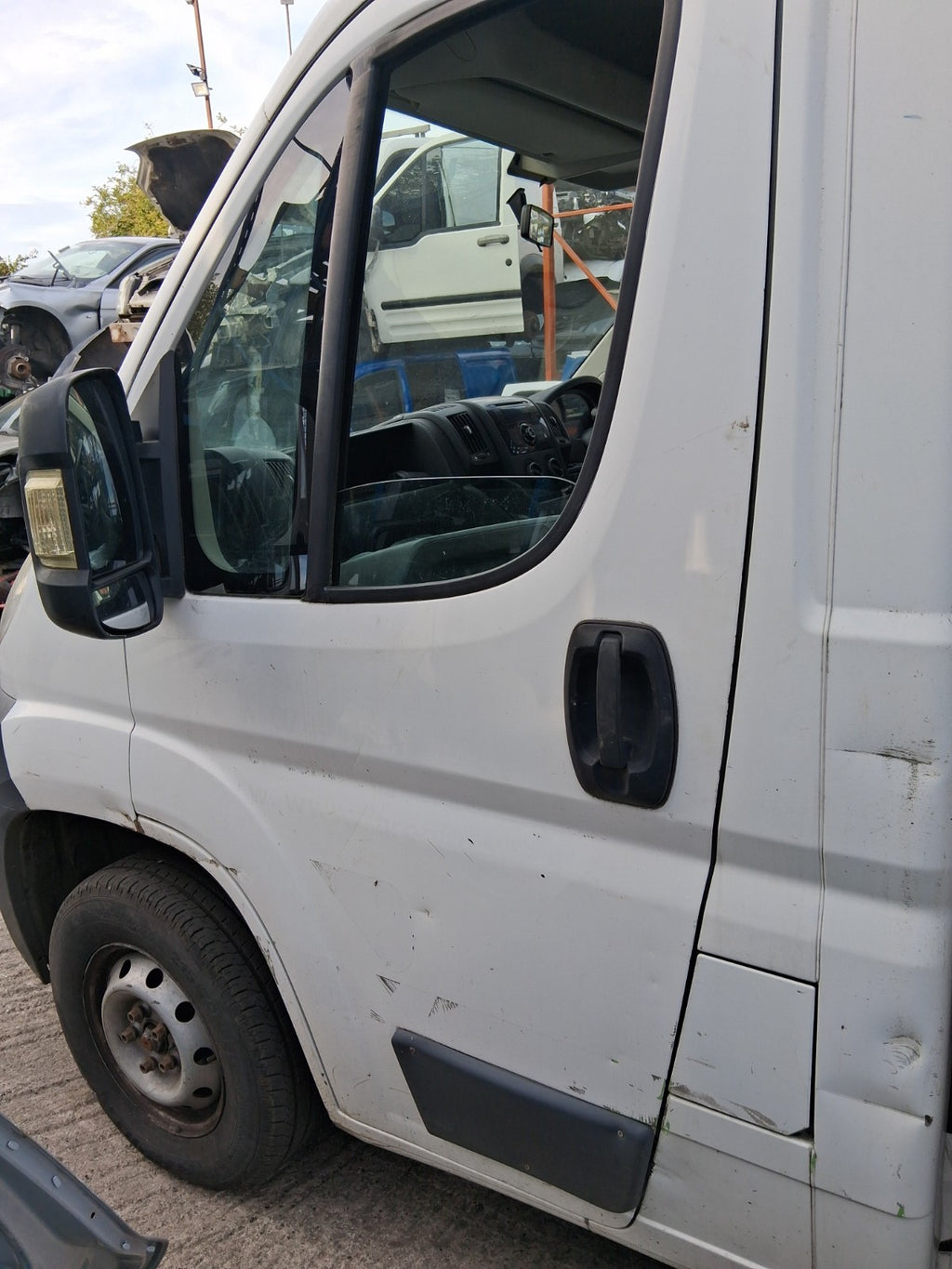 2014 CITROEN RELAY MK3 NSF PASSENGER SIDE FRONT BARE DOOR WHITE DENTS