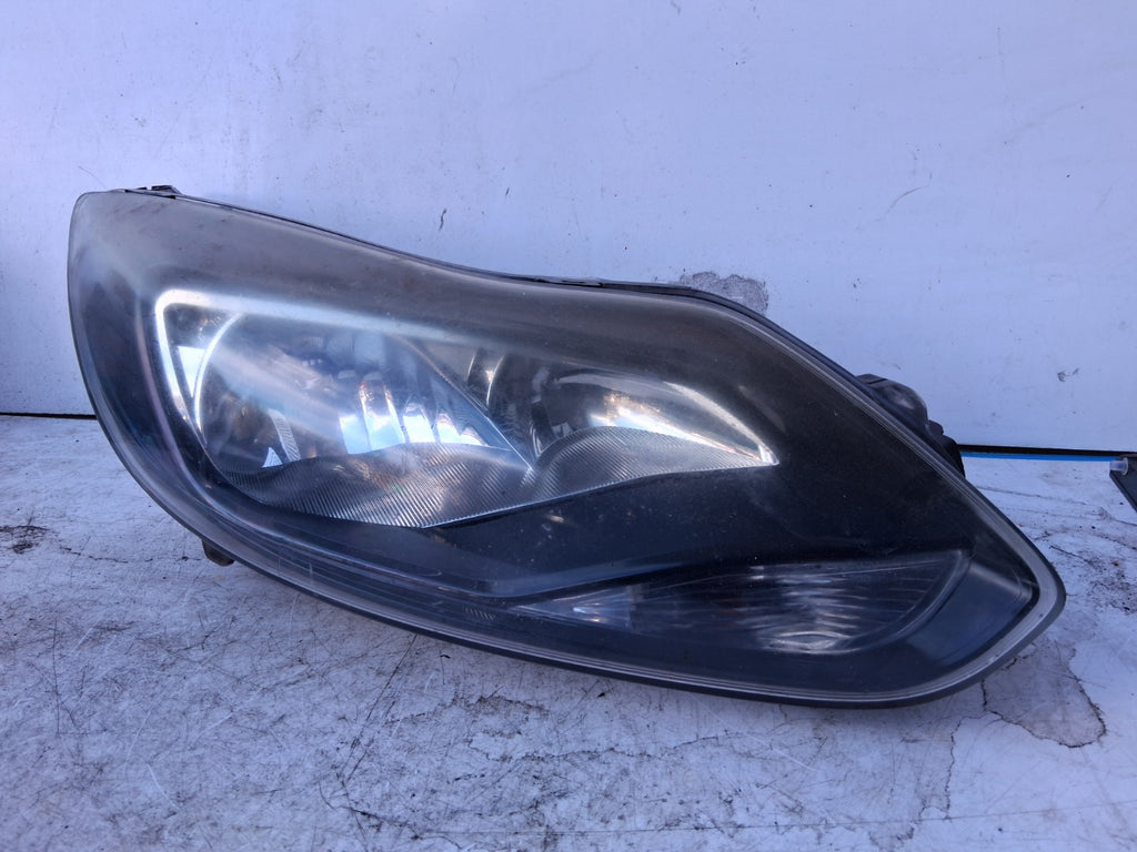 2013 FORD FOCUS MK3 OSF DRIVER SIDE FRONT HEADLIGHT BM5113W029DF