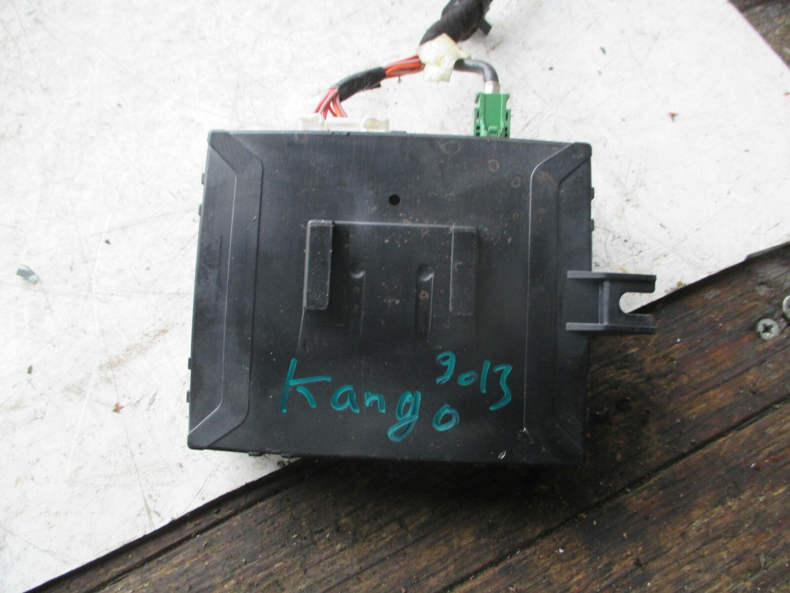 RENAULT KANGOO 2013 ECU CONTROL MODULE 282759288R