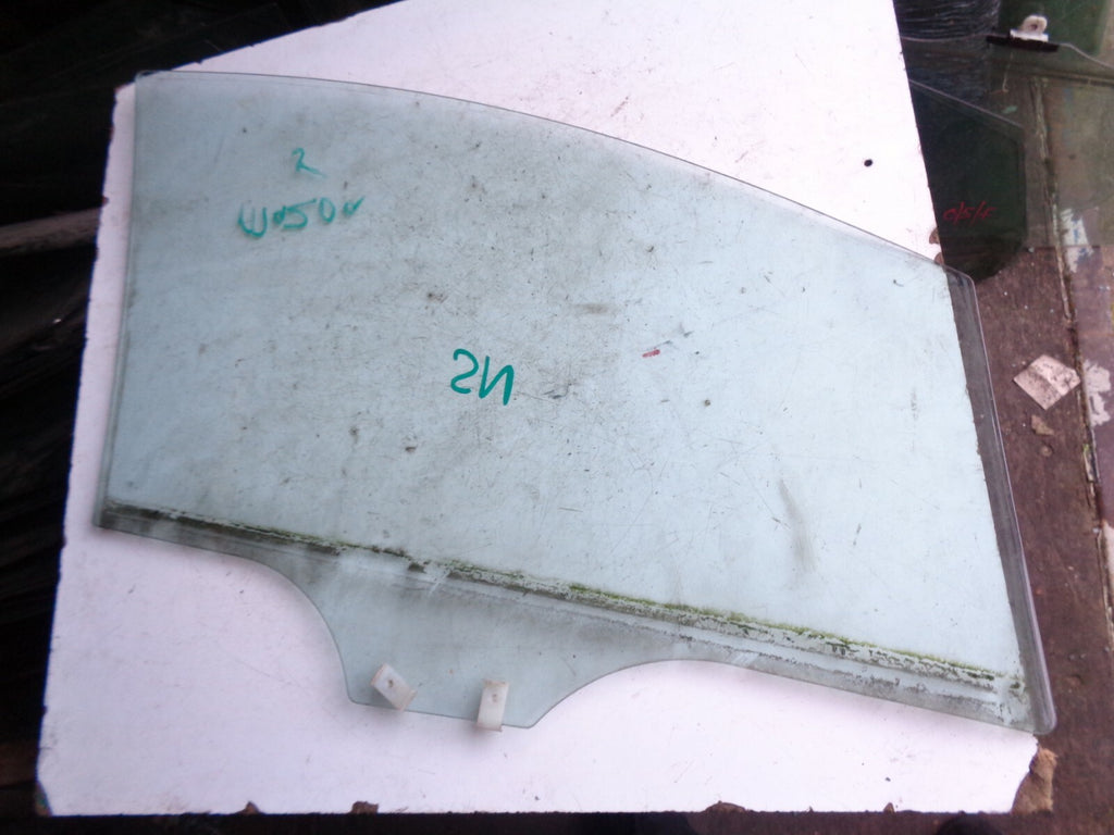 MAZDA 5 NS PASSENGER SIDE FRONT DOOR WINDOW GLASS