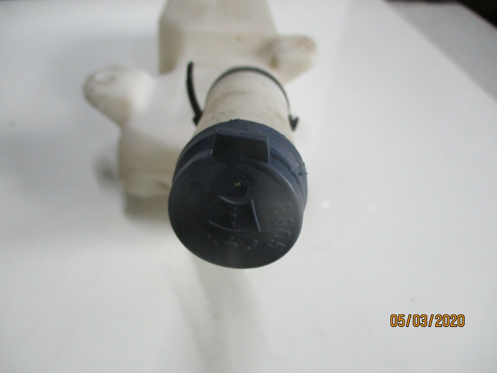 FIAT PANDA 2009 WINDSCREEN WIPER WASHER WATER BOTTLE TANK RESERVOIR C586