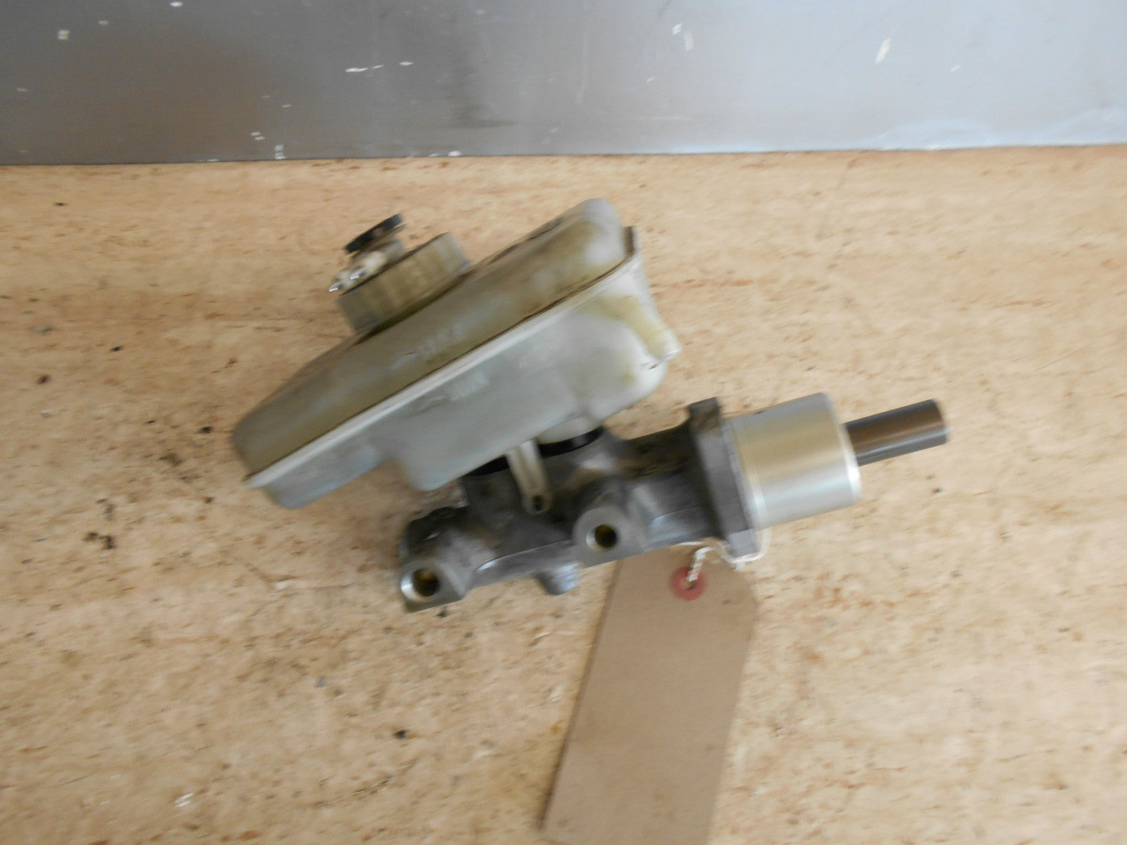 BMW Z3 E36 1998 2.8 BRAKE MASTER CYLINDER & RESERVOIR 3077G