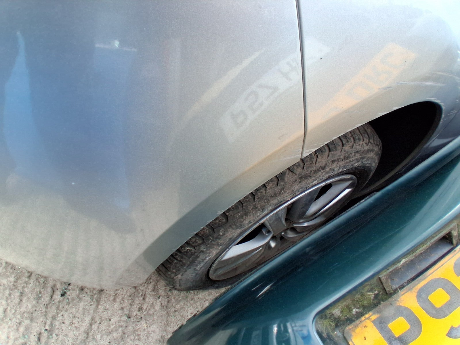 2014 PEUGEOT 308 MK2 HATCH REAR COMPLETE BUMPER PDC SENSOR GRIS ALUMINIUM EZR
