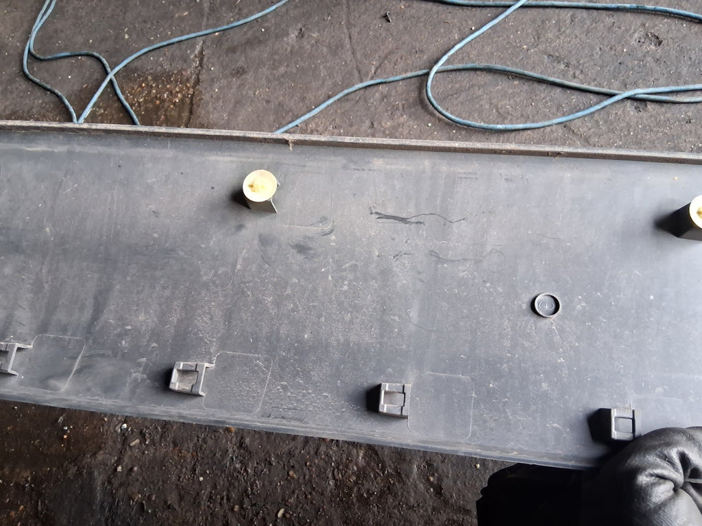 2016 MERCEDES SPRINTER W906 OSF DRIVER SIDE FRONT TRIM MOULDING A9066901000