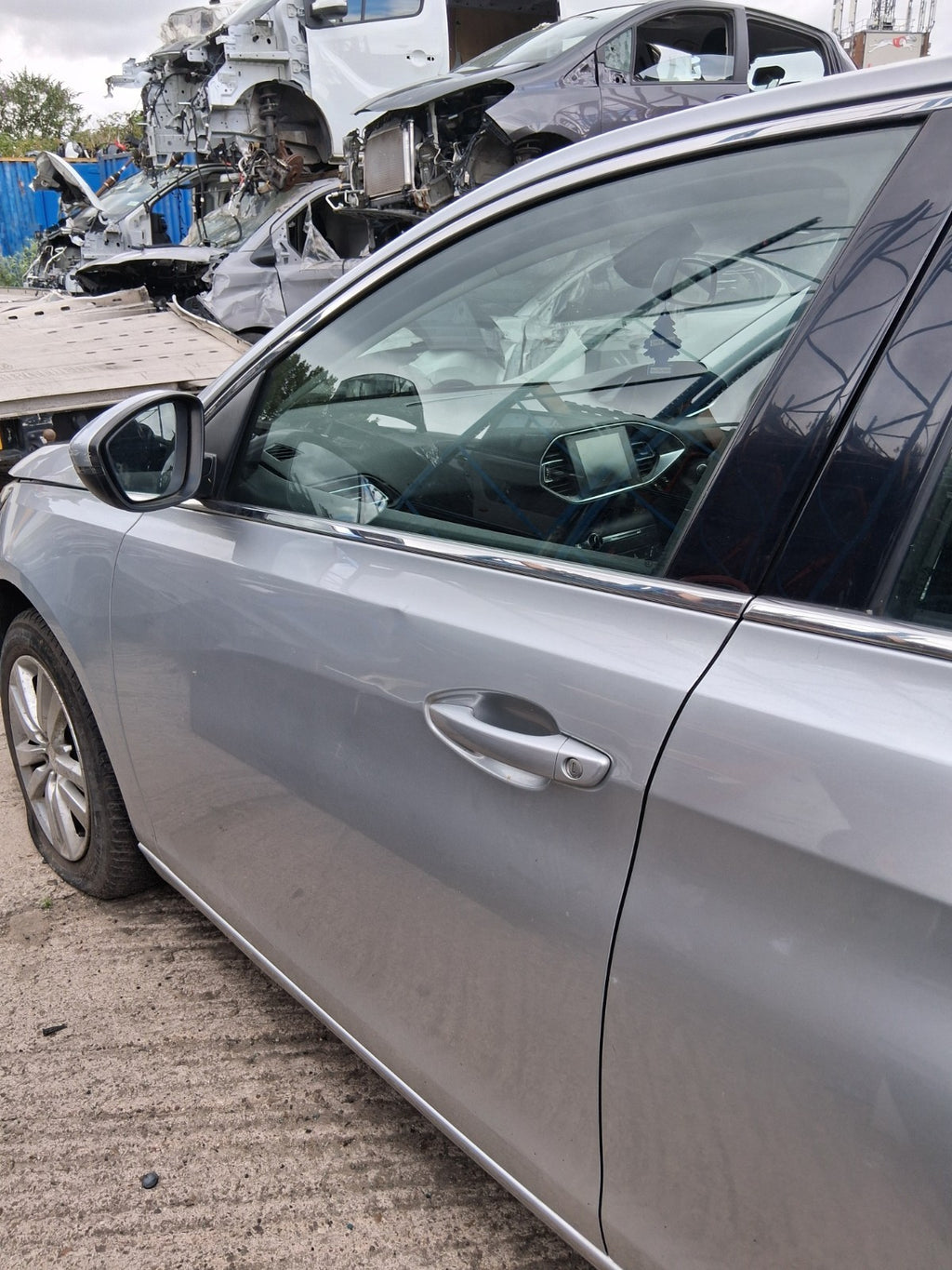 2014 PEUGEOT 308 MK2 NSF PASSENGER SIDE FRONT BARE DOOR GRIS ALUMINIUM EZR