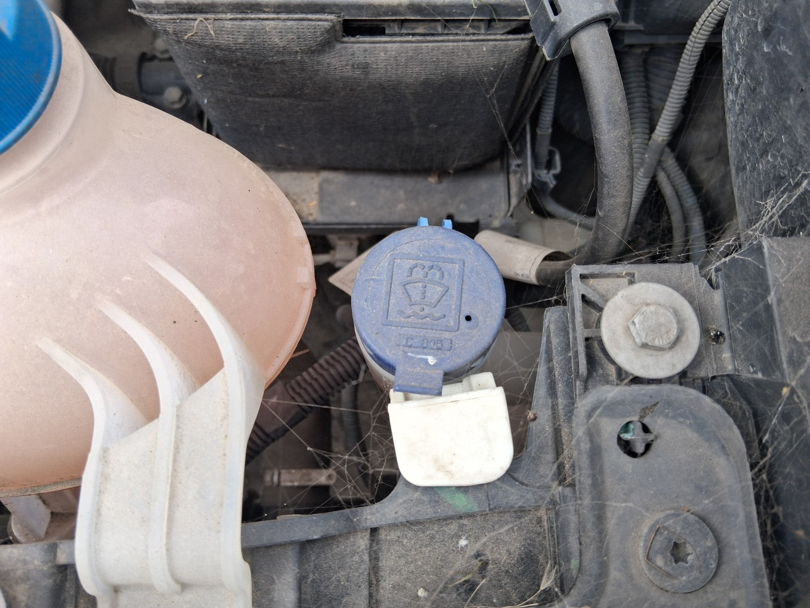 2019 FIAT 500L HATCHBACK WINDSCREEN WASHER WATER BOTTLE RESERVOIR