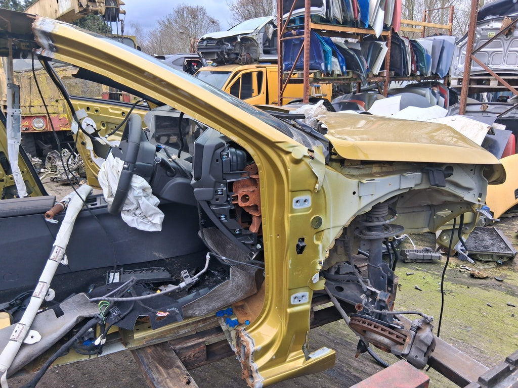 2023 VAUXHALL ASTRA L MK8 DRIVER RIGHT FRONT QUARTER CHASSIS LEG CUT YELLOW ERV