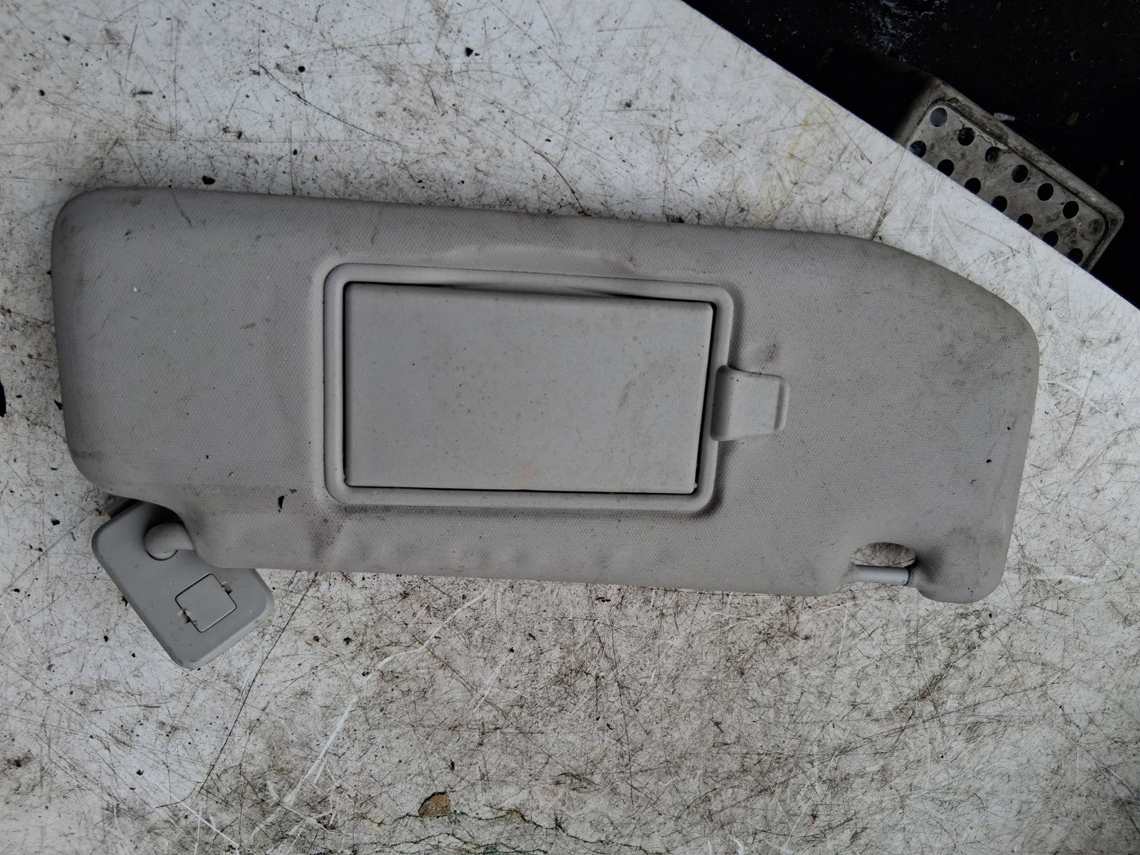 2021 CITROEN C3 MK3 OSF DRIVER SIDE FRONT RIGHT SUN VISOR SHADE