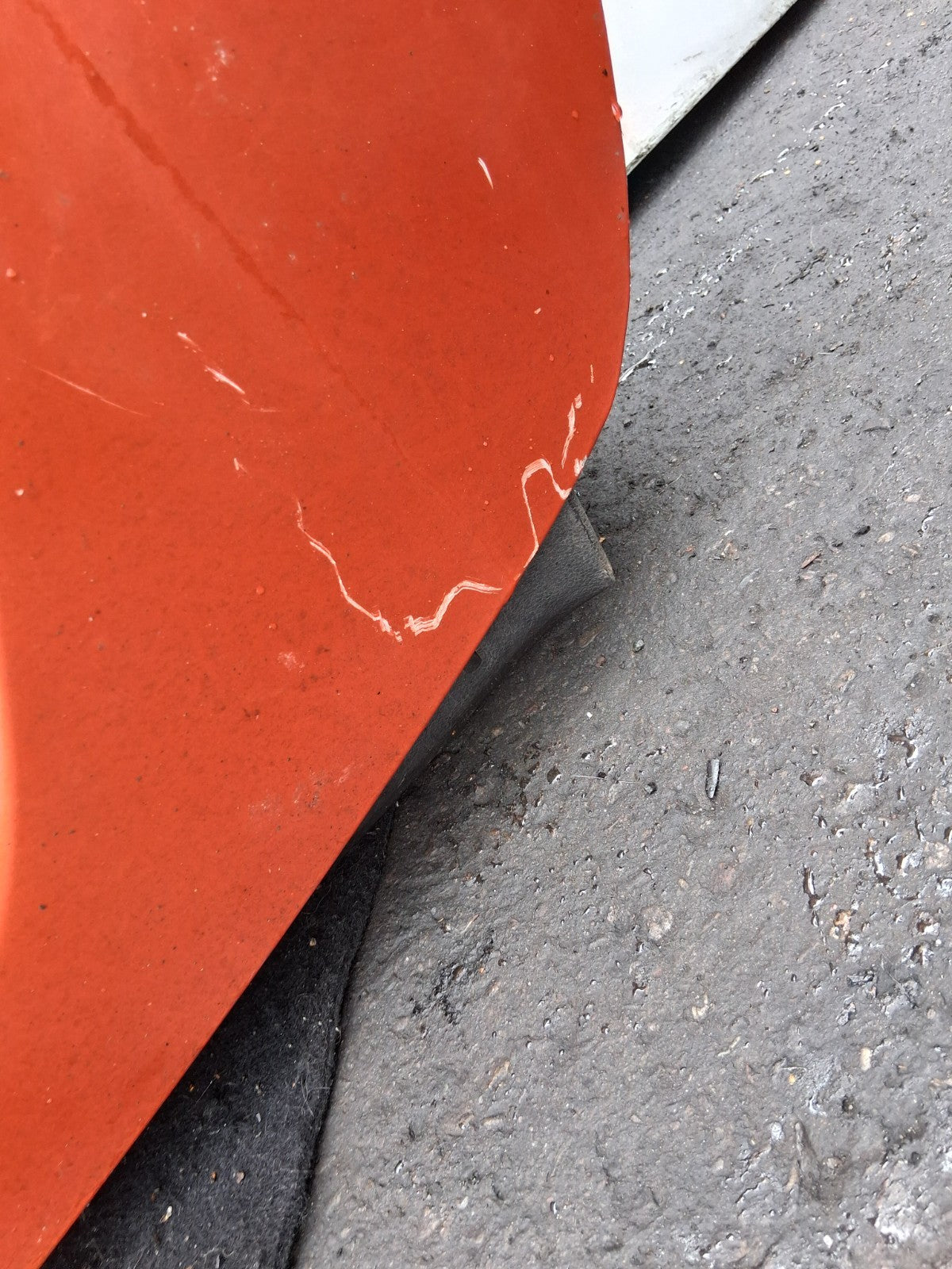 2013 FORD FOCUS MK3 HATCHBACK REAR COMPLETE TAILGATE BOOTLUD ORANGE