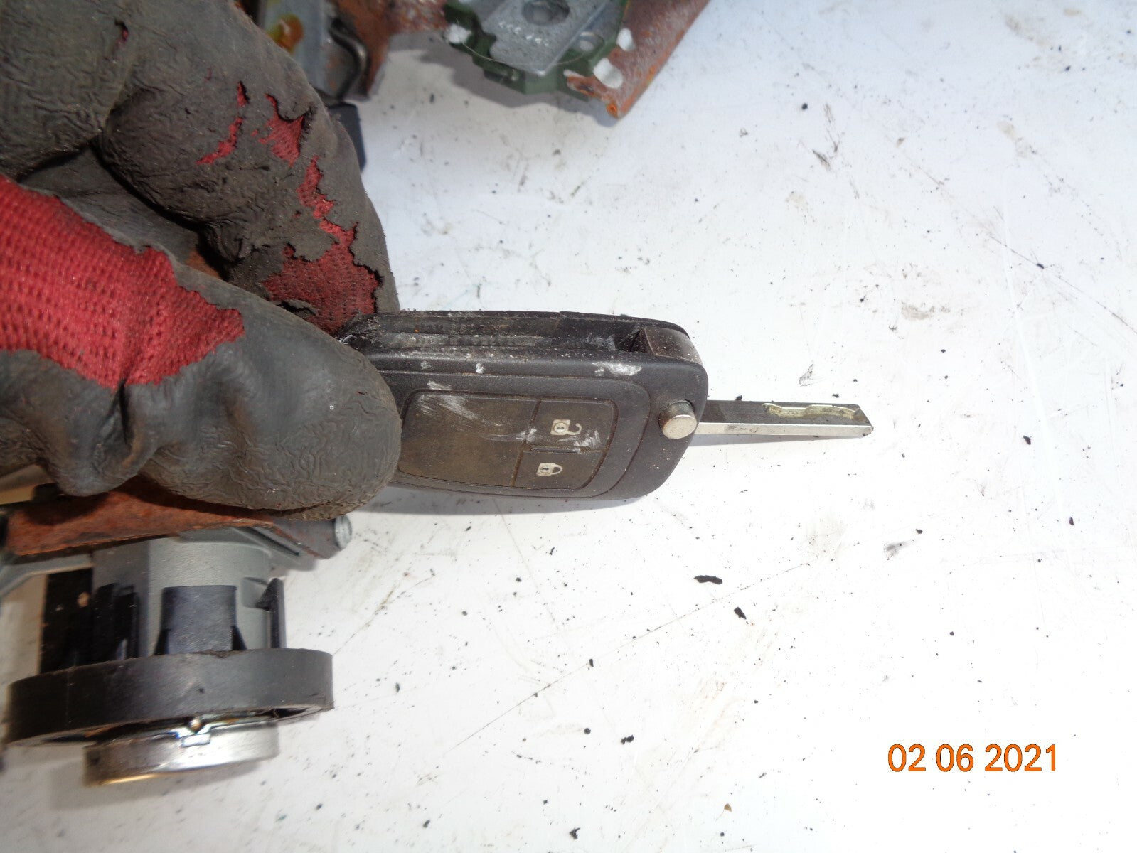 CORSA E 2016 ADJUSTABLE STEERING COLUMN KEY FOB IGNITION BARREL 84419115