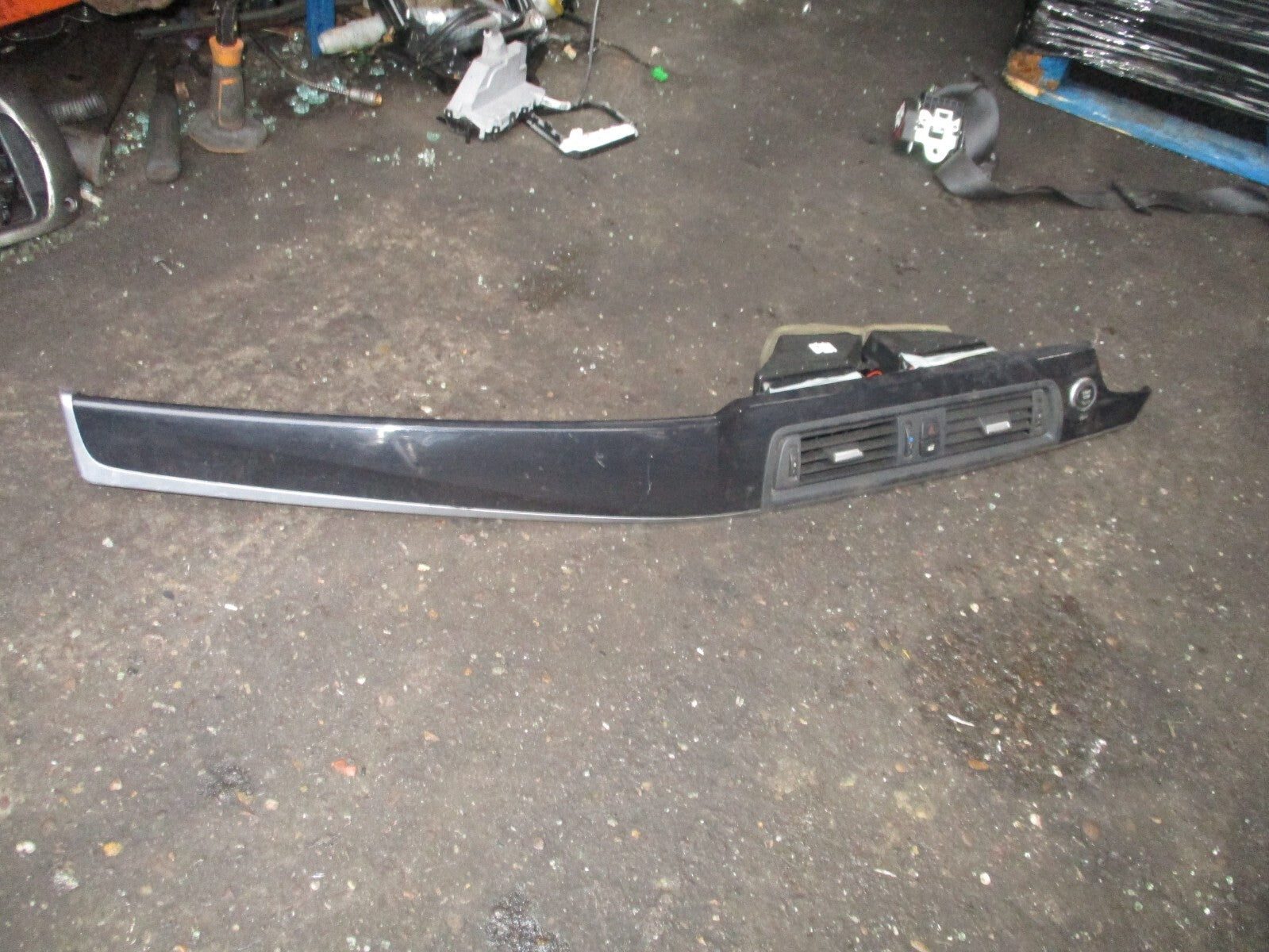 2012 BMW 5 SERIES F10 NS PASSENGER SIDE DASHBOARD DASH TRIM AIR VENTS