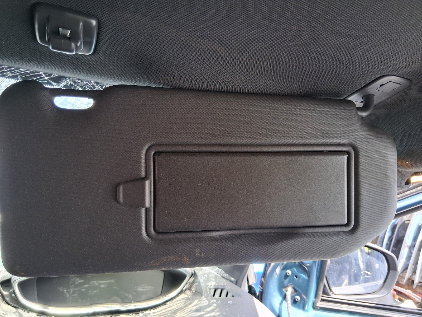 2023 PEUGEOT 5008 MK2 OSF DRIVER SIDE FRONT RIGHT SUN VISOR SHADE