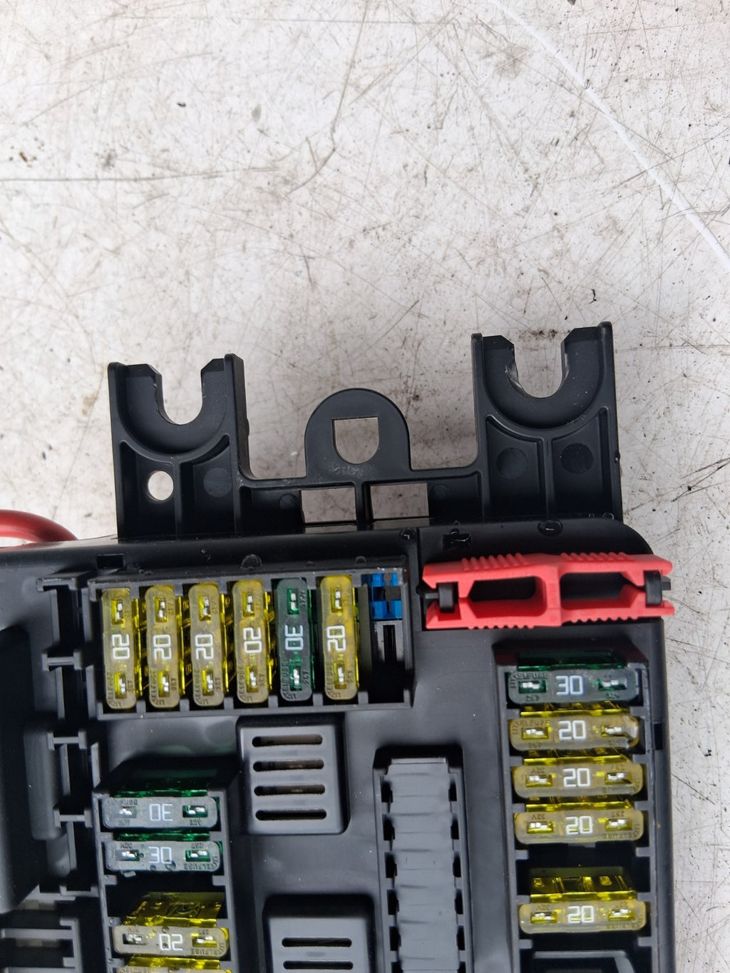 2014 BMW 3 SERIES F31 F30 RELAY FUSE BOX 9337880