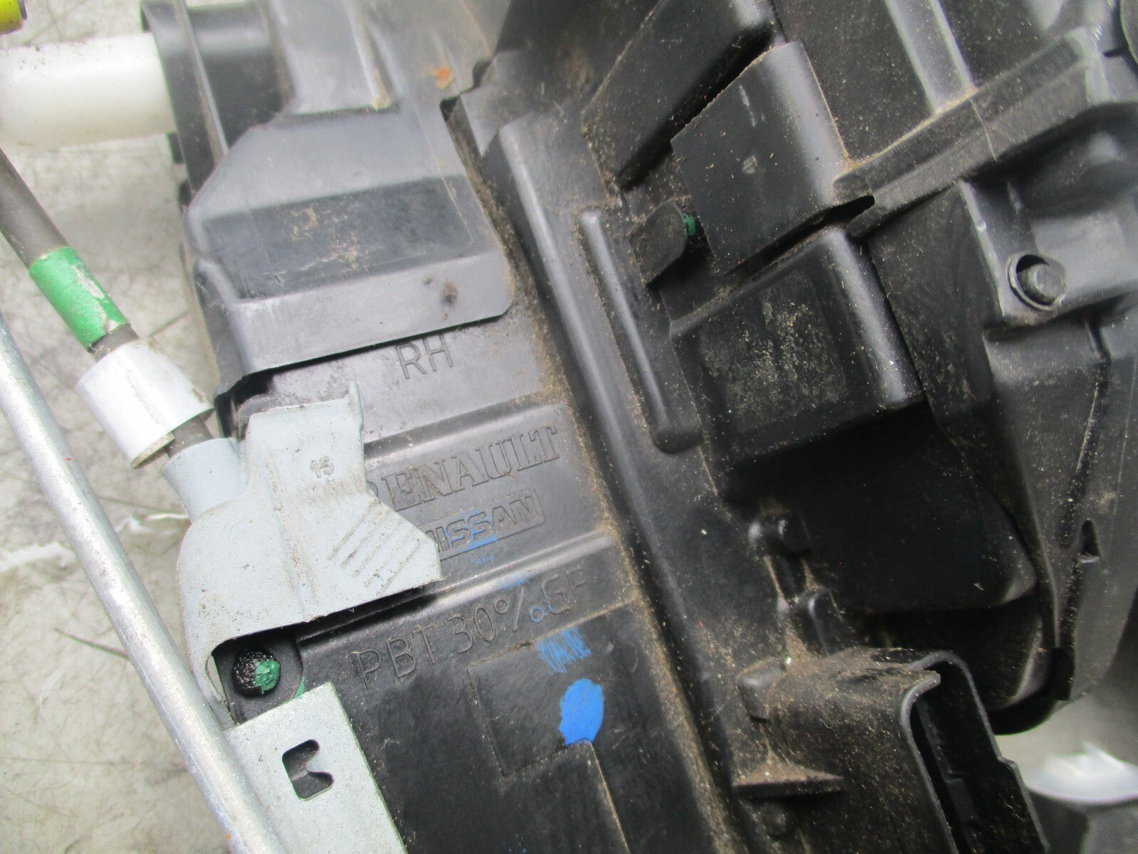 NISSAN JUKE F16 2016 OSR REAR DRIVING SIDE INTERIOR DOOR HANDLE WITH LOCK MECH