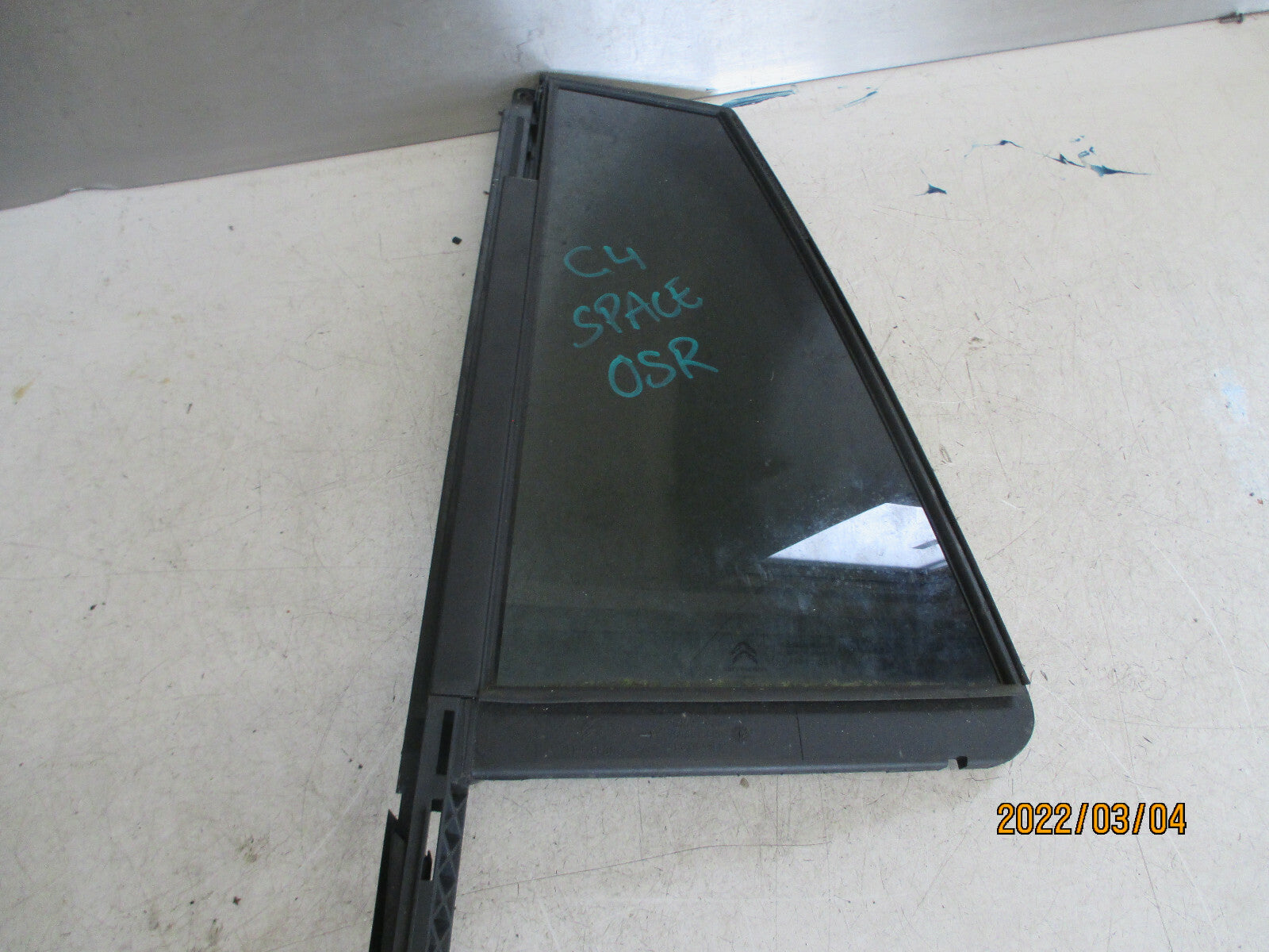CITROEN C4 2019 SPACE TOURER NSR PASSENGER SIDE REAR DOOR QUARTER WINDOW GLASS