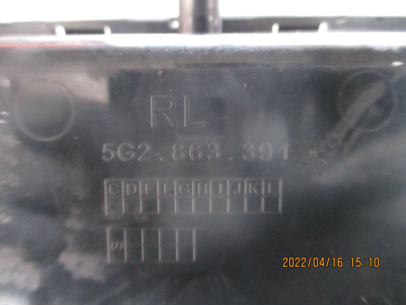 VW VOLKSWAGEN GOLF 2018 MK7 STORAGE COMPARTMENT 5G2863391