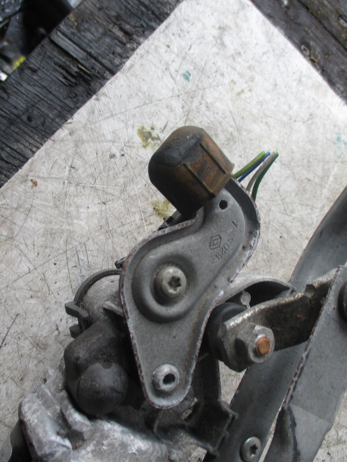 CITROEN C3 PICASSO 2016 FRONT WIPER MOTOR & LINKAGE 9675710780