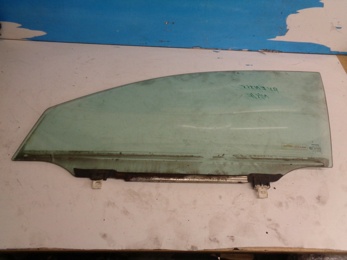TOYOTA AVENSIS 2004 1.8 PETROL NSF PASSENGER SIDE FRONT DOOR WINDOW GLASS