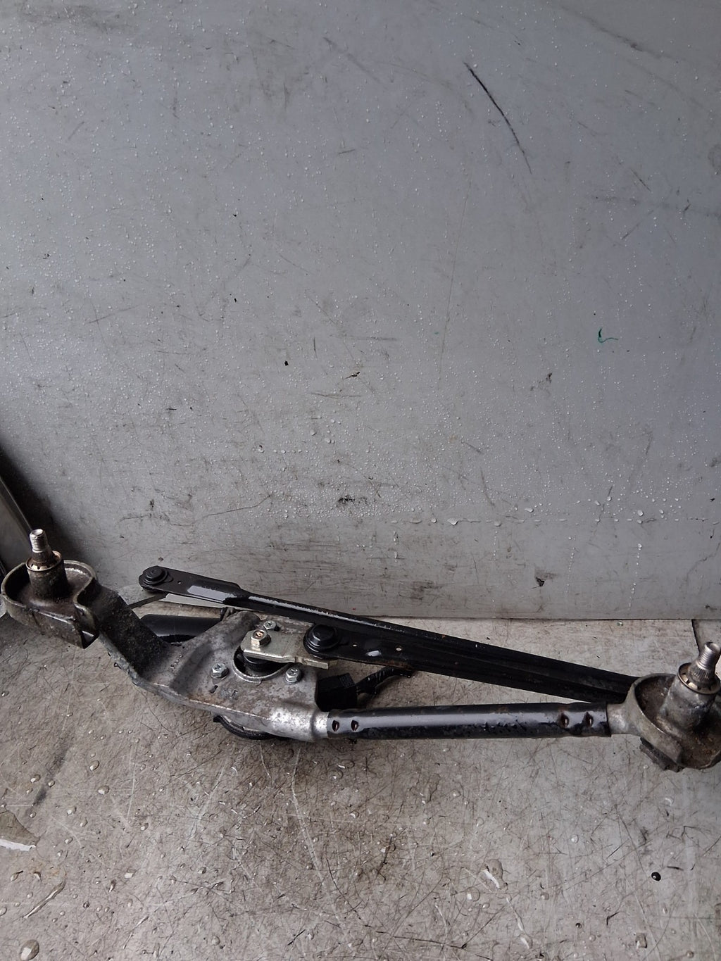 2013 HYUNDAI I140 WIPER MOTOR & LINKAGE 98100-3Z900