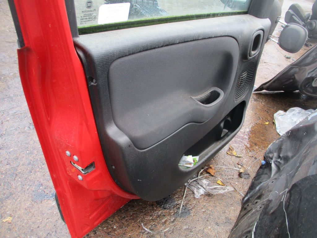 FIAT PANDA MK3 2019 NSF PASSENGER SIDE FRONT COMPLETE DOOR AMORE RED 078/A