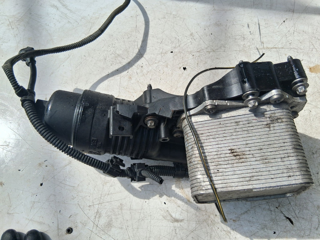 2018 BMW X1 F48 2.0 DIESEL OIL FILTER HOUSING 1185812S01