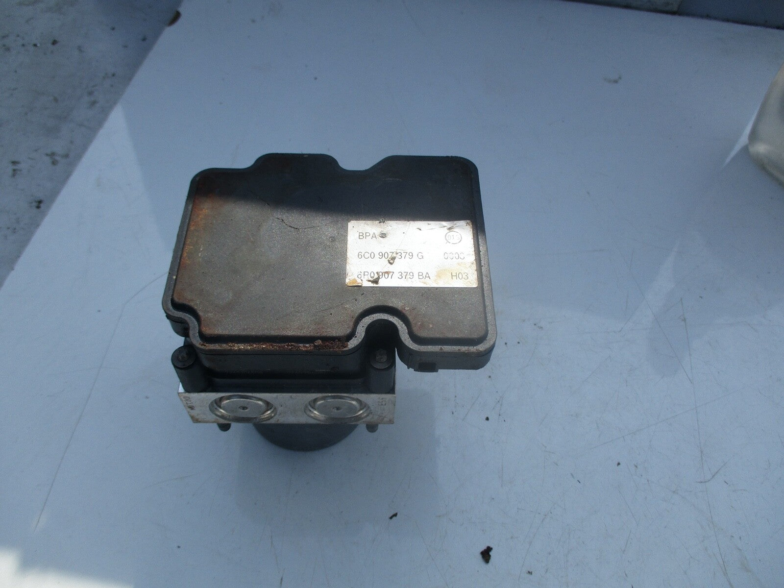 VW VOLKSWAGEN POLO 6R MK5 2013 1.2 PETROL ABS PUMP 6C0 907 379 G