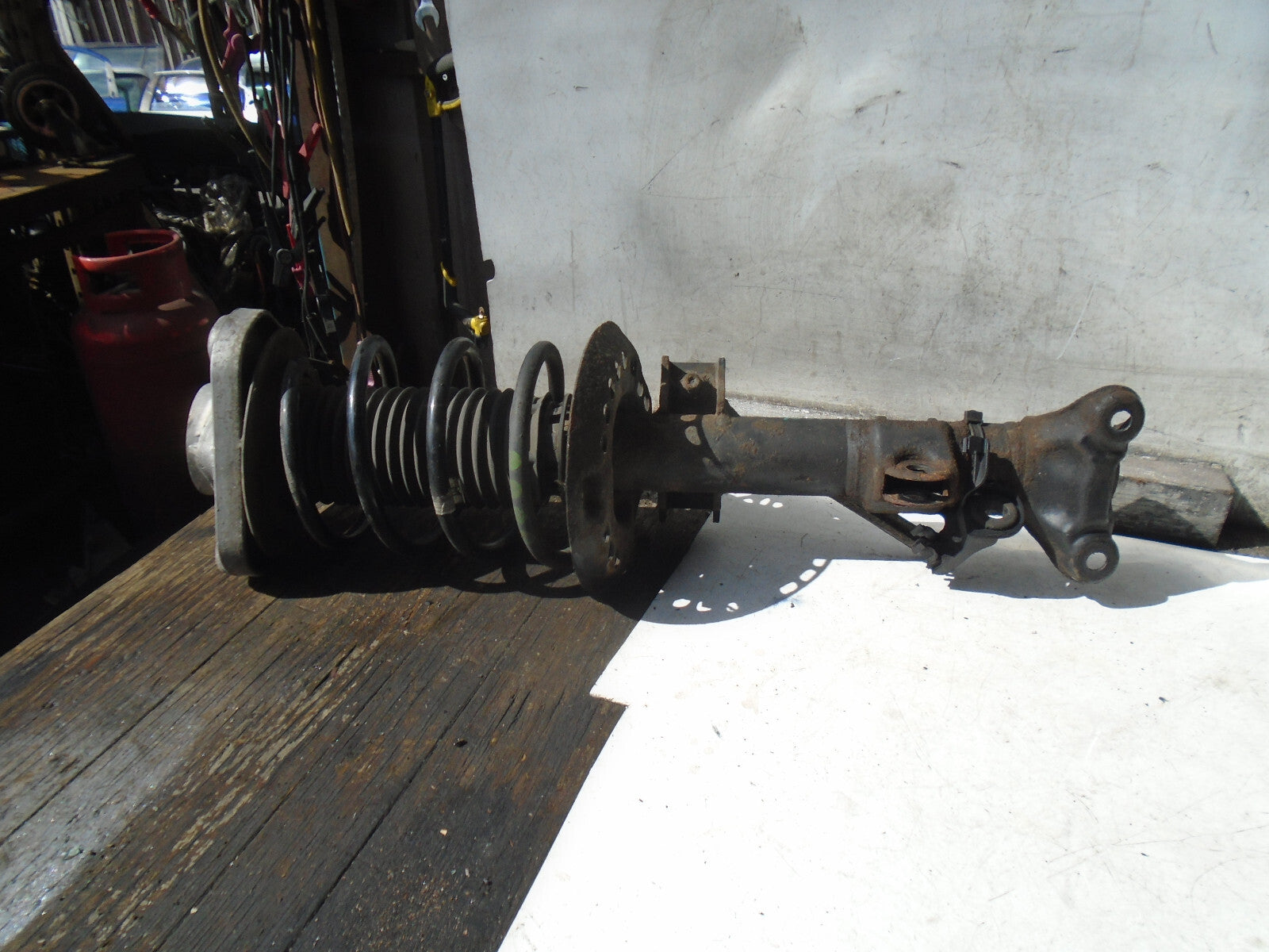 MERCEDES BENZ E CLASS W212 2012 NSF PASSENGER FRONT SHOCK ABSORBER A2123203913