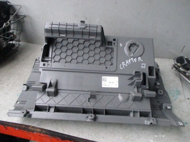 2021 VW VOLKSWAGEN CRAFTER MK2 NS PASSENGER SIDE STORAGE GLOVEBOX 7C2857097E